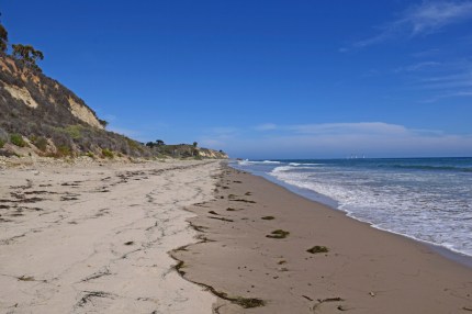 Santa-Barbara-Beach-000068278589_Large